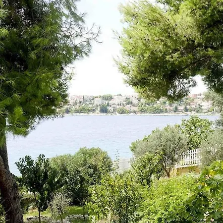 Apartments Paulina Trogir Exterior photo